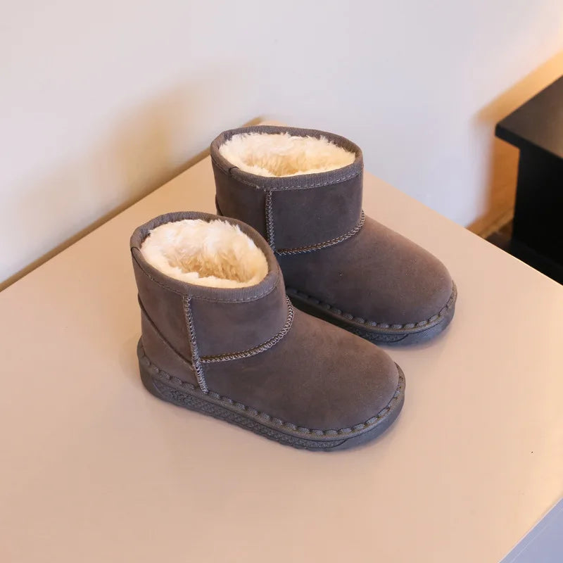 Children's suede snow boots