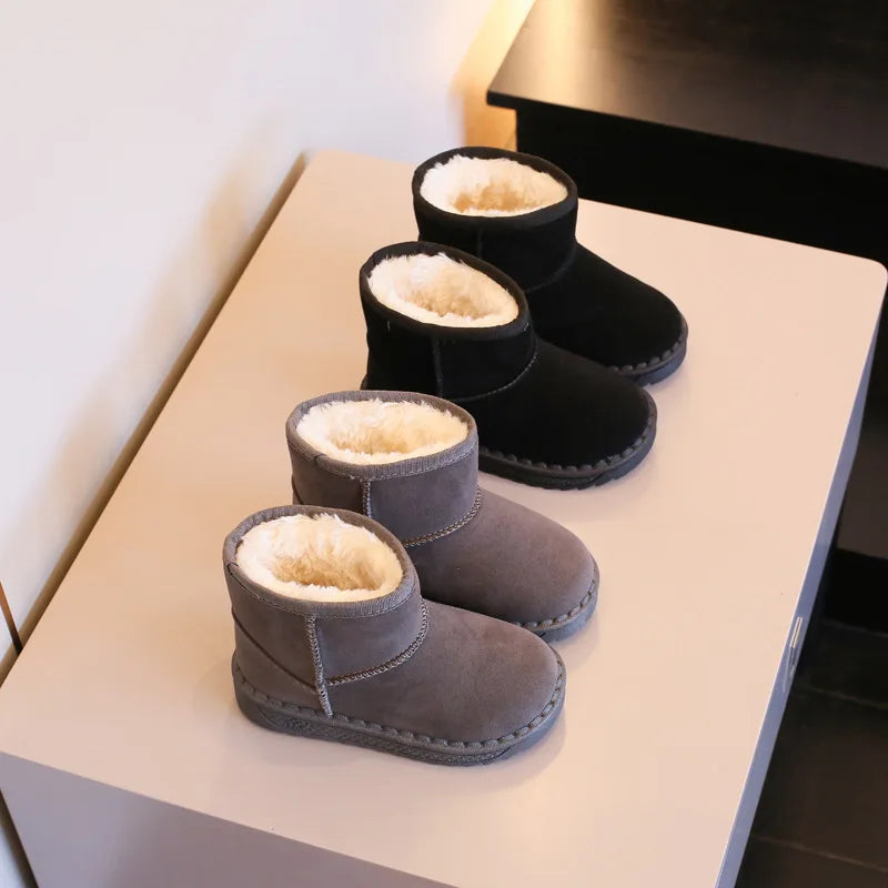 Children's suede snow boots