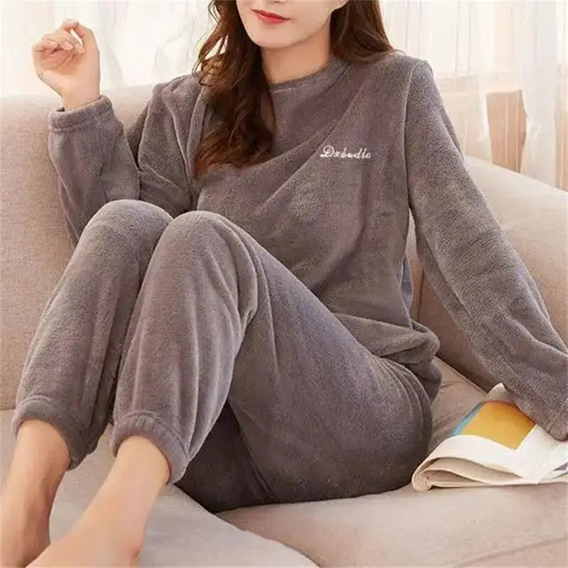 Women Velvet Sweatsuit